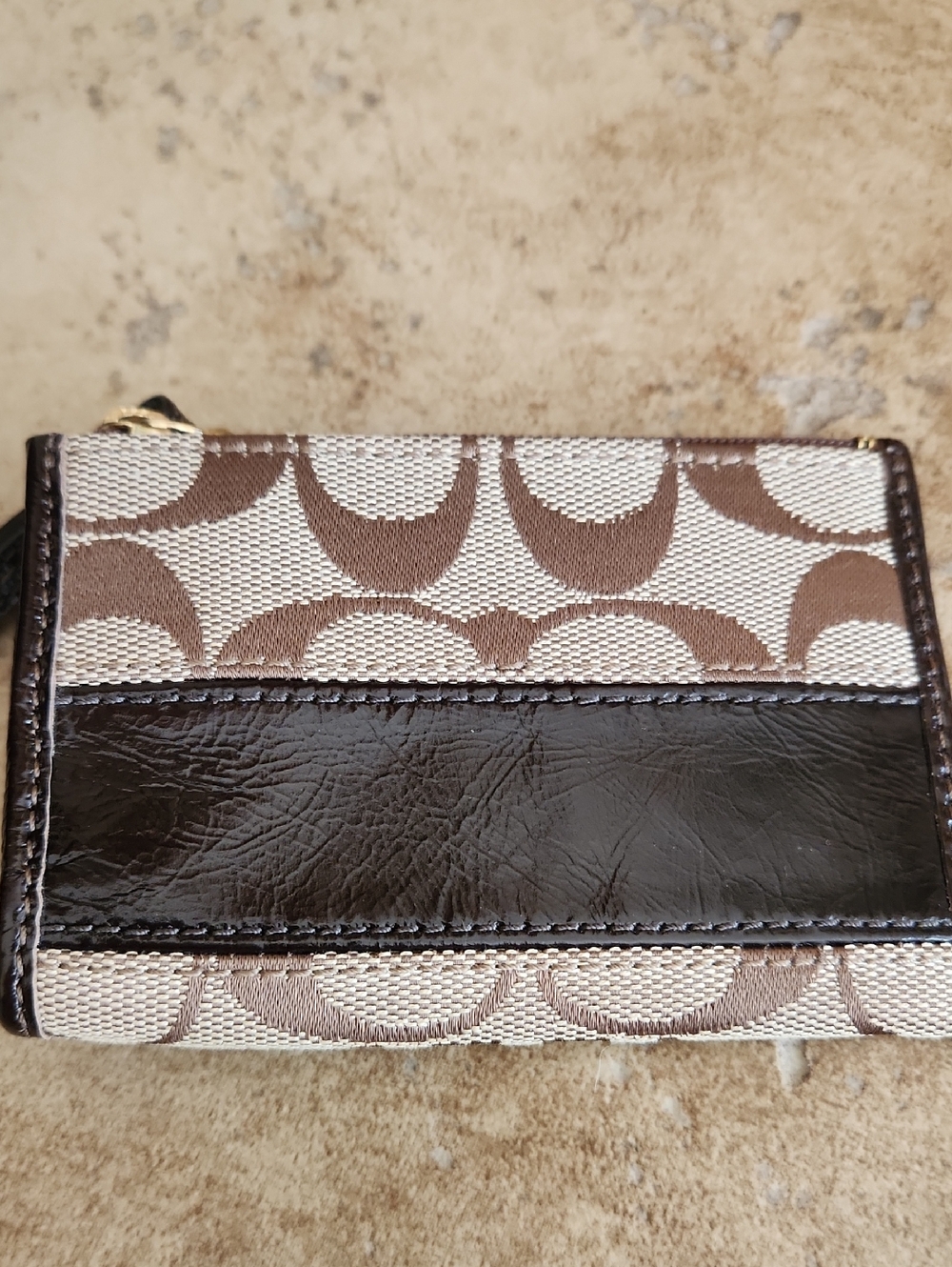 Coach Brown/Tan Signature Card Wallet with Gold Coach Charm - Picture 2 of 8